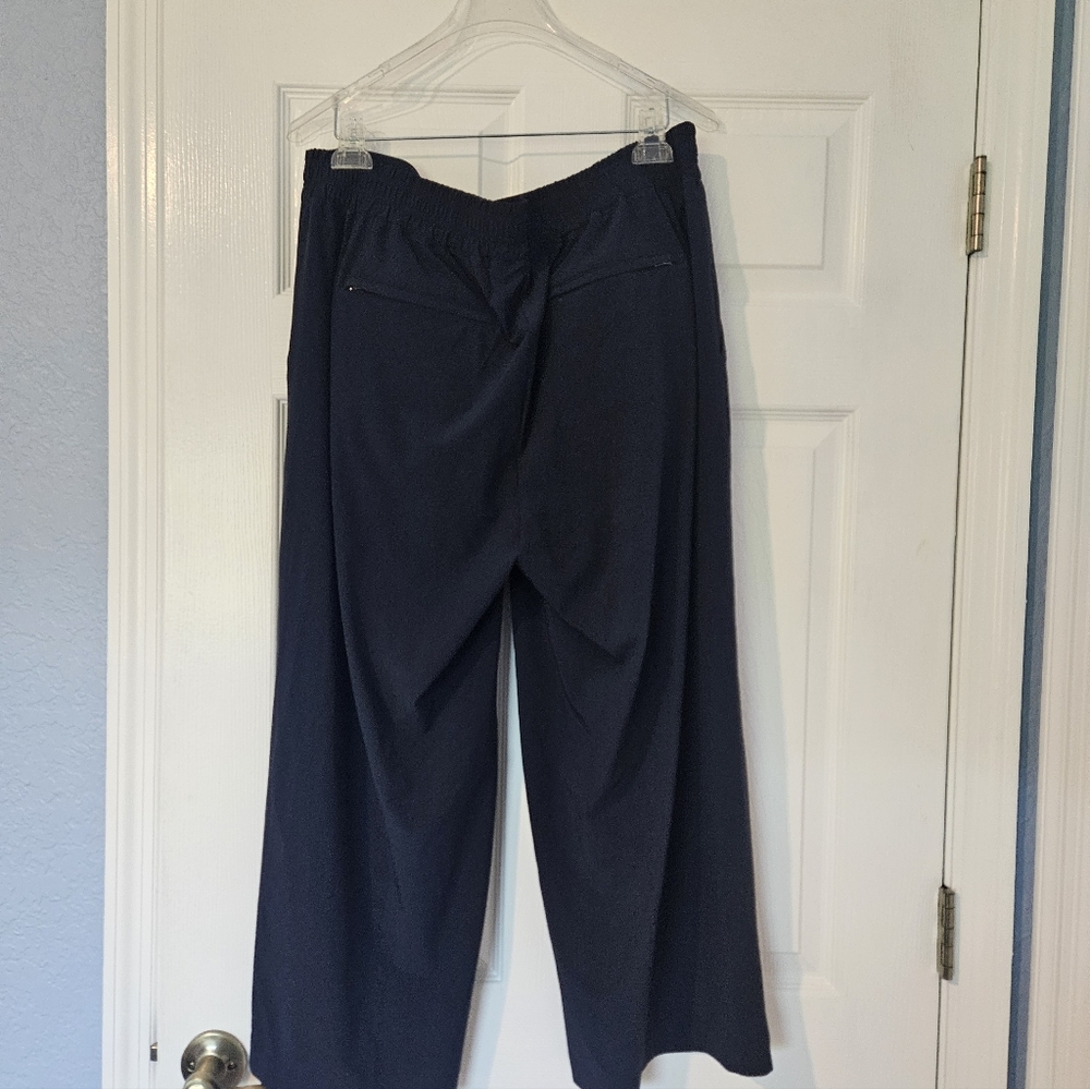 ATHLETA Brooklyn Wide Leg Crop Pant NAVY Size 16 - Picture 2 of 10